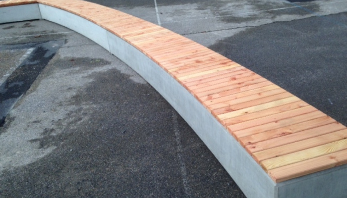 Schulhaus Gschwader - Sitzflächen