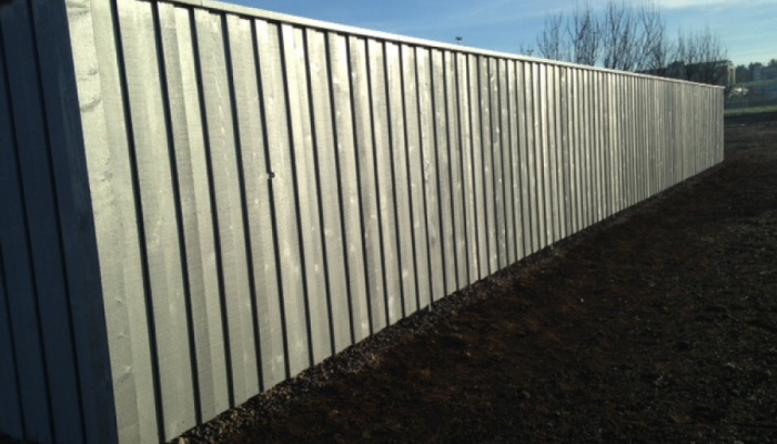 Zaun um Saunalandschaft